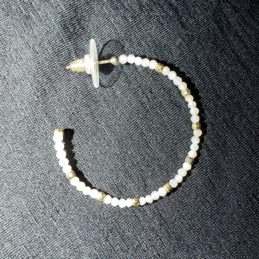 Kendra Scott Gold and White Beaded Hoop Earrings - Picture 3 of 3